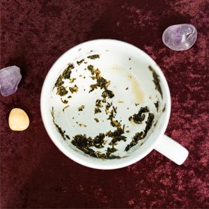 How to Do A Tea Leaf Reading For Love