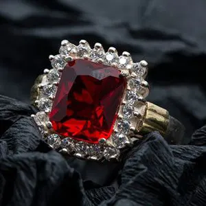 माणिक रत्न कैसे बदल सकता है आपका भाग्य, जानिये माणिक रत्न की अद्भुत शक्तियां