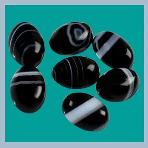 हकीक दिलाता है हर क्षेत्र में सफलता जानिए इसके लाभ और धारण करने की विधि