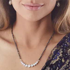 इस तरह से पहनेंगी मंगलसूत्र तो पति की हो जाएगी दुर्घटना