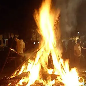 जानिए, होलाष्टक के अशुभ होने की वजह, इस दौरान न करें ये 16 संस्कार