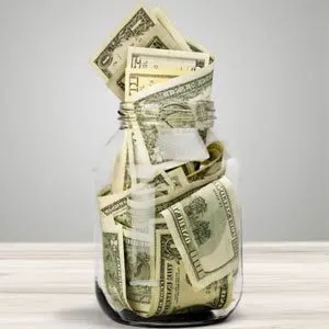 कुंडली के ये विशेष योग व्यक्ति को बनाते हैं महाधनी