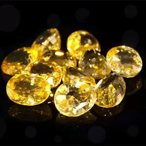 सफलता में आ रही है बाधा तो धारण करें पुखराज रत्न